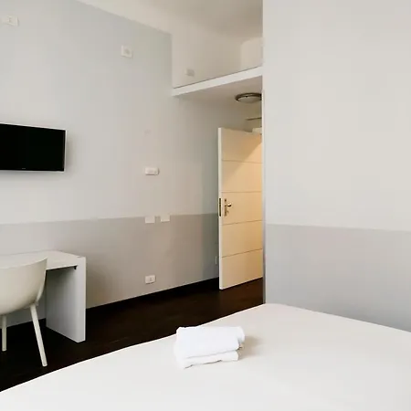 Konukevi Dm69 - Termini Monti Crossroads 4*