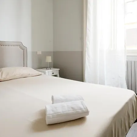 Konukevi Dm69 - Termini Monti Crossroads 4*