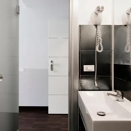 Dm69 - Termini Monti Crossroads Roma