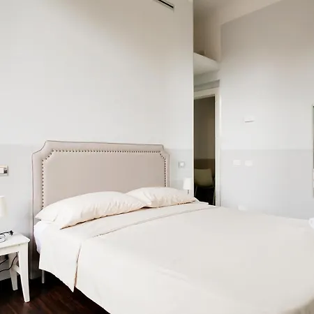 Dm69 - Termini Monti Crossroads Roma