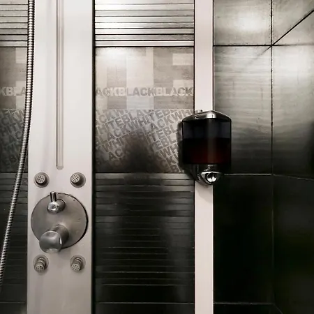 Dm69 - Termini Monti Crossroads 4* Roma