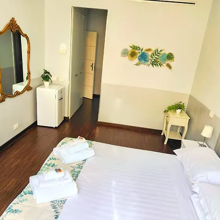 Dm69 - Termini Monti Crossroads 4* Roma